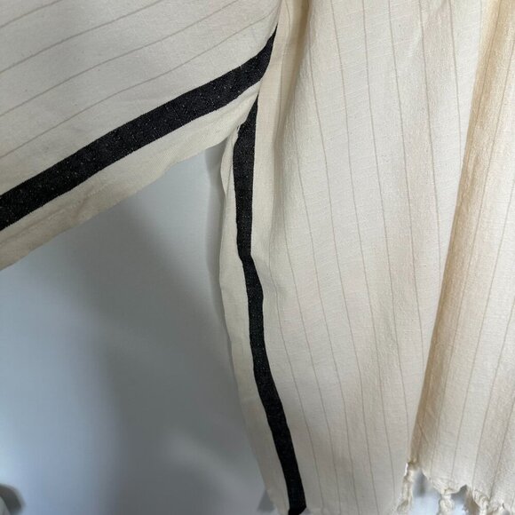 The Loomia Silvia Kimono Poncho Cover-Up OS Cream Black Fringe Beach - Picture 4 of 9